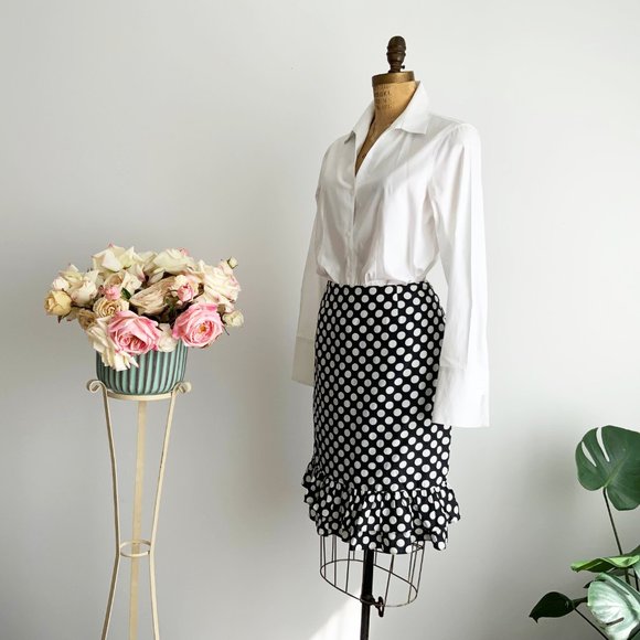 LOUBEN Black and White Dots Skirt with Ruffled Hem  Size 8 - Picture 4 of 6
